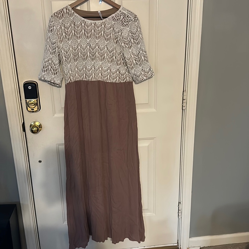 Journey Five Lace Maxi Dress